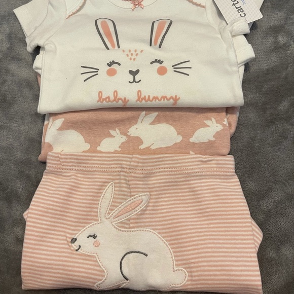 Carter’s sets - Picture 3 of 3